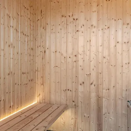 Beautiful In With Sauna *