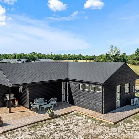 Semesterbostad Stunning In With Sauna Jerup